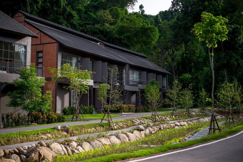 Flora Creek Chiang Mai Hotel Hang Dong Exterior photo